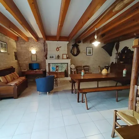 Le Logis De 住宿加早餐酒店 Bouillé-Courdault